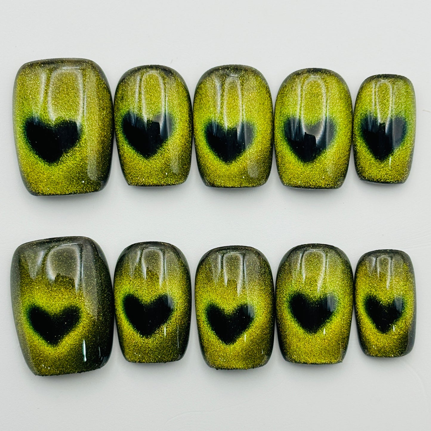 Cat Eye Heart Green
