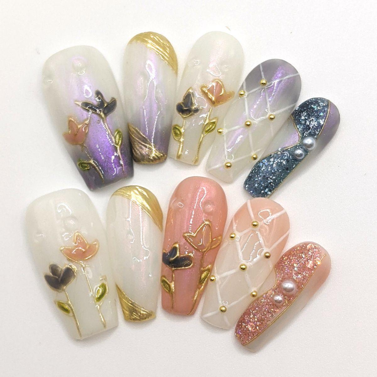 nails detailed with flowers and hearts – hanakoko